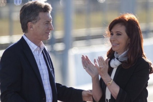 Cristina es la única que sube con la caída de Macri en las encuestas