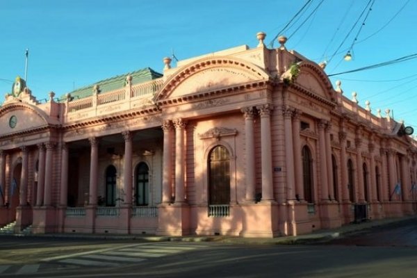 La semana deja otros dos focos de conflicto en Corrientes por recortes de Macri