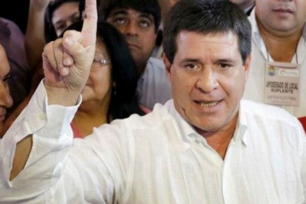 El Presidente de Paraguay Horacio Cartes presentó su renuncia