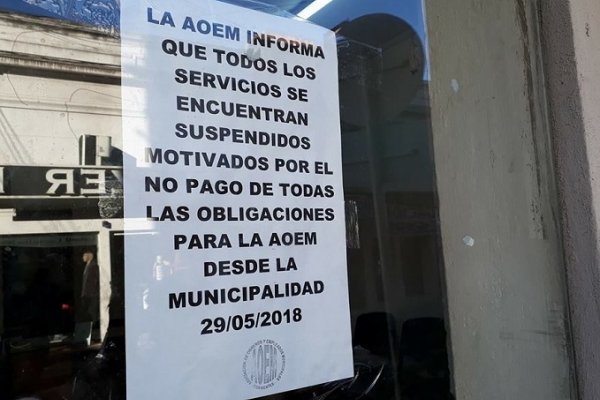 Descuentan aportes a municipales, pero el gremio cortó los servicios y apuntó a Tassano