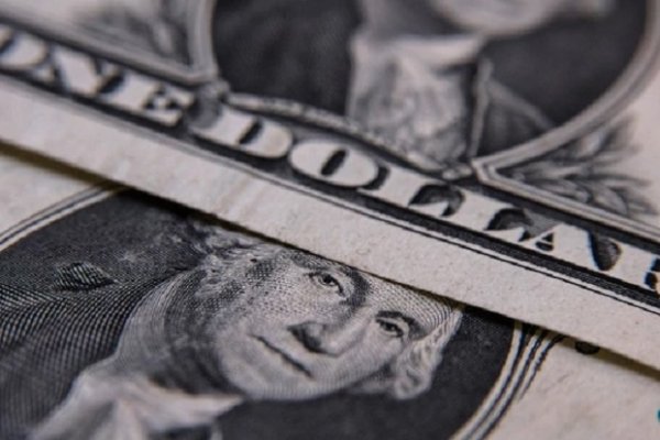 El dólar se disparó más de 6% y alcanzó un nuevo récord de $28,43