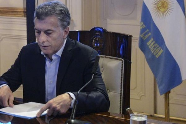 Macri suspende viaje para atender los cambios en el Gabinete