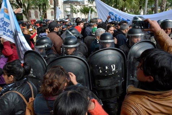 Tras el alto acatamiento al paro general, trabajadores esperan anuncio salarial de Valdés