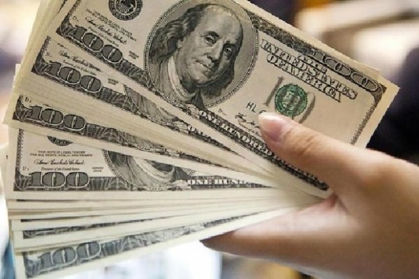 El dólar sigue en descenso y ahora cayó 41 centavos a $28,67