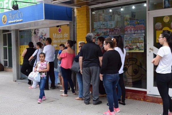 El miércoles 18 inicia el pago del plus de 4.500 pesos a estatales