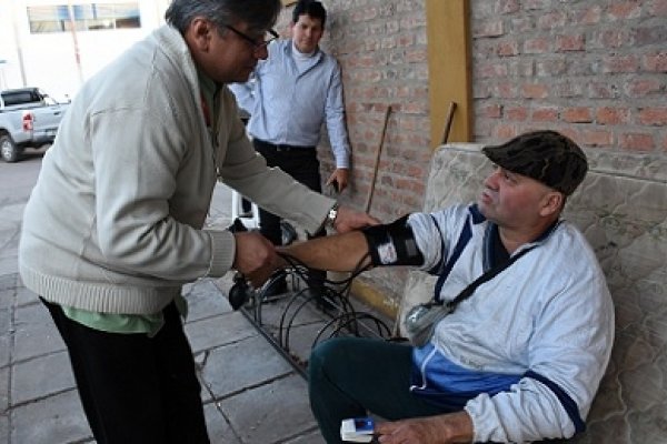 La Municipalidad asistió a personas en situación de calle