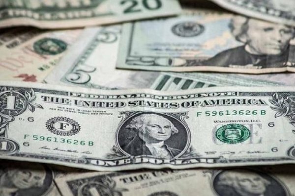 El dolar volvió a subir y cerró a $28,32