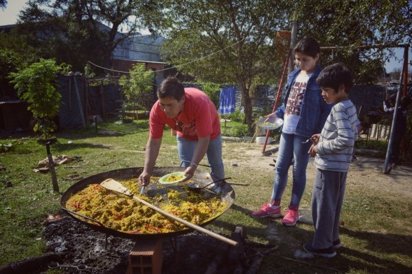 Corrientes: Más de 10 mil personas en comedores barriales y 177 mil en comedores escolares