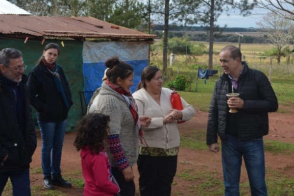 Crisis: la intendencia de Santo Tomé reparte módulos alimentarios a las familias