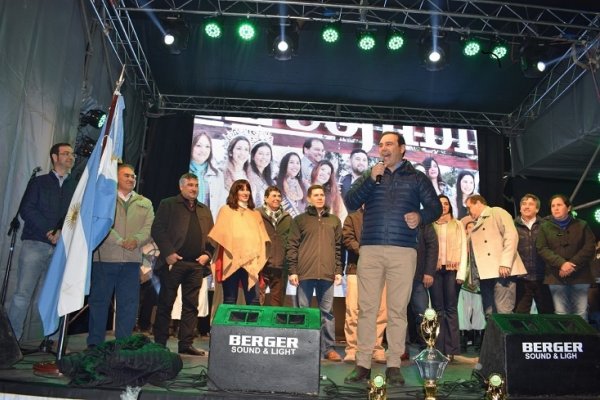 Valdés defendió la “identidad propia” de Corrientes en la Fiesta del Mbaipy