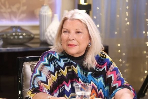 Carrió le agradeció a la Virgen porque 