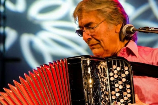 Rául Barboza celebra sus 80 años de música en Corrientes