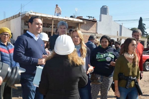 Valdés: Con el Plan Hábitat estamos modificando la realidad de los barrios correntinos