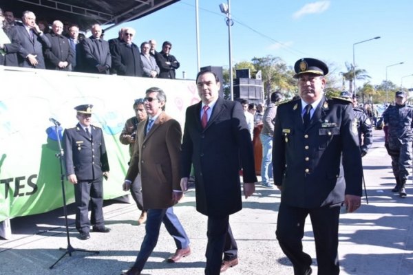 Valdés en el Día de la Policía: Vamos a perseguir a los arrebatadores hasta que desaparezcan