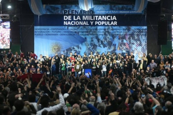 (IMÁGENES): Unidad Ciudadana realizó un plenario con jóvenes militantes