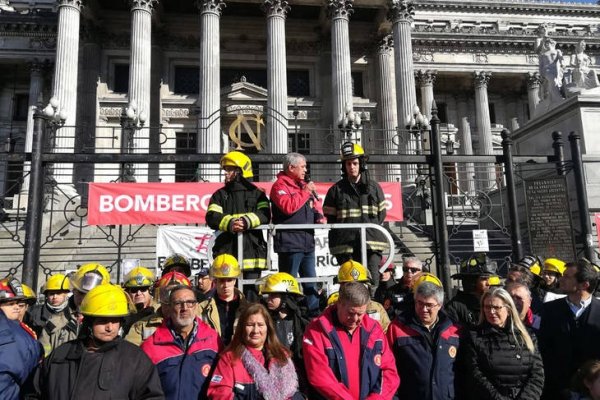 El recorte de fondos también llegó a los bomberos