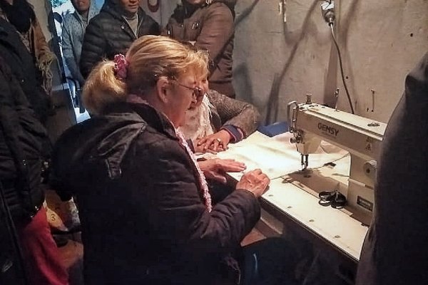 La Fundación Daniel Caram realiza capacitaciones en el área textil en el barrio Santa Teresita