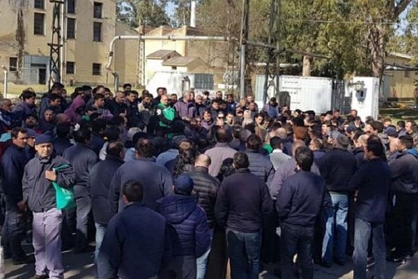 Córdoba: Despidieron a un centenar de trabajadores en Fabricaciones Militares