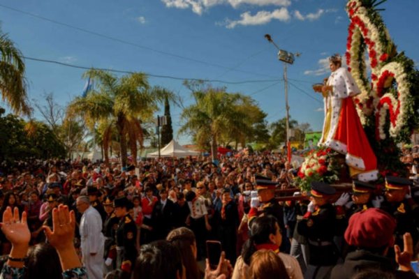 San Luis: imponente muestra de fe y devoción en honor a su santo patrono