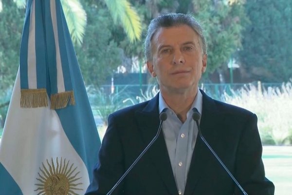 Macri acordó con el FMI el adelanto de fondos para devolver la confianza a los mercados