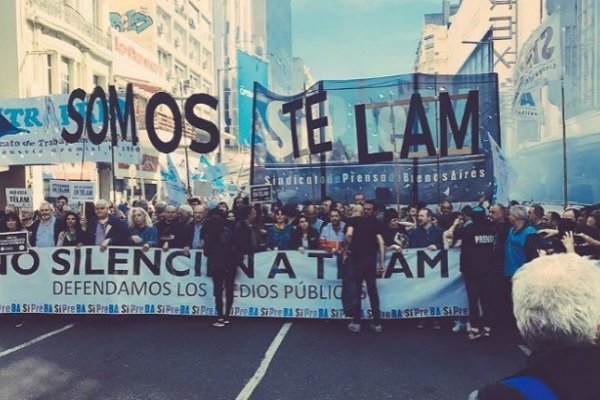 Continúa el conflicto en Telam: los trabajadores se movilizan por la reincorporación