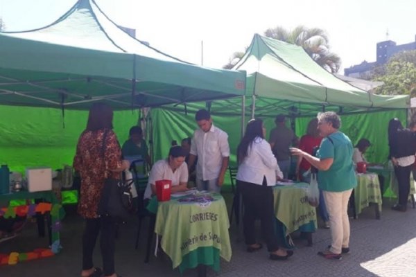 Continúa la campaña de Vacunación en la Plaza Vera