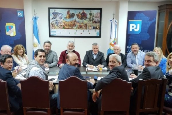 El PJ Nacional se puso en marcha para el 2019 y sumó a Hugo Moyano