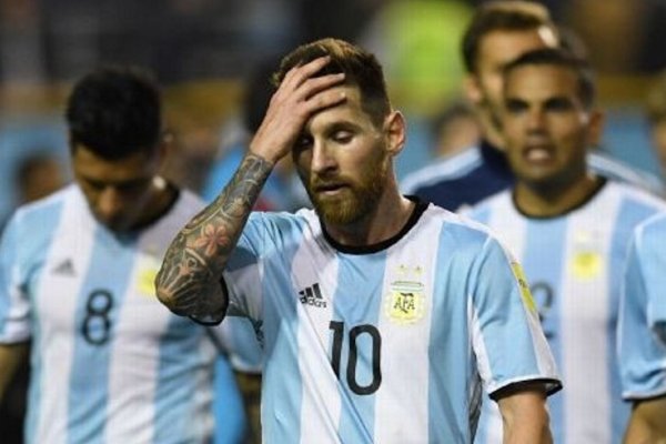 Denunciaron a Lionel Messi, a su padre y a su hermano en la Argentina por evasión fiscal