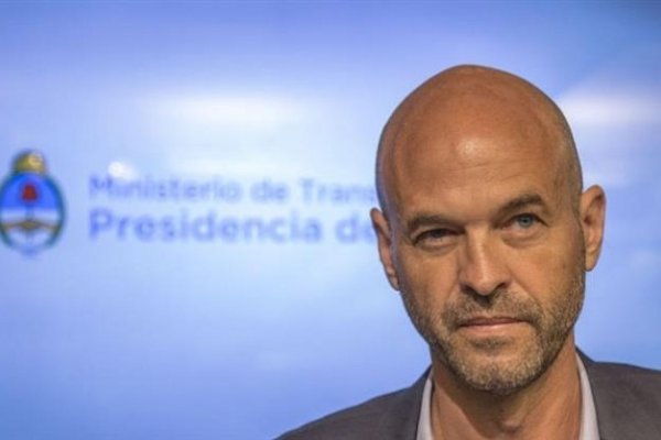 Dietrich: Hay cero posibilidad de privatizar Aerolíneas