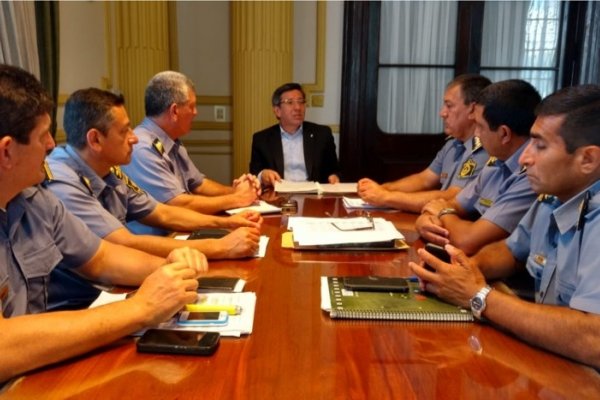 El Ministro de Seguridad pidió a la Policía redoblar esfuerzos para ejercer el control y la paz social