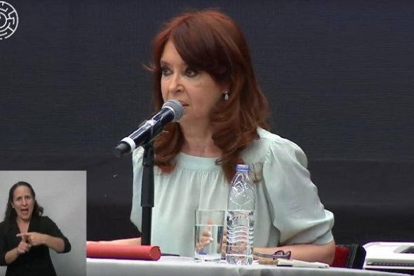 Cristina Kirchner en la contracumbre al G20: Los Hitler modernos acusan a los inmigrantes por la falta de trabajo