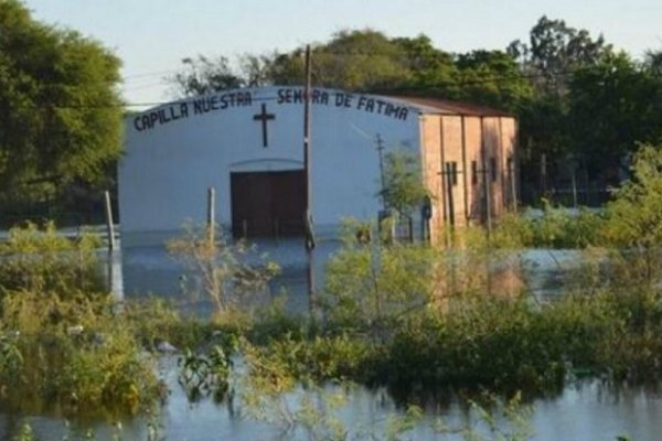 Evacuaron a más de 250 familias por la crecida del río Paraguay en Formosa