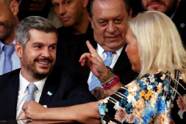 Preparan un encuentro entre Marcos Peña y Elisa Carrió para aliviar la tensión en Cambiemos