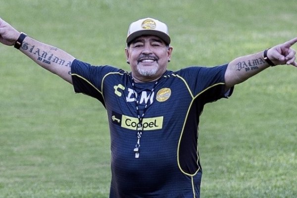 Maradona recibió el alta médica, pero la semana que viene será operado