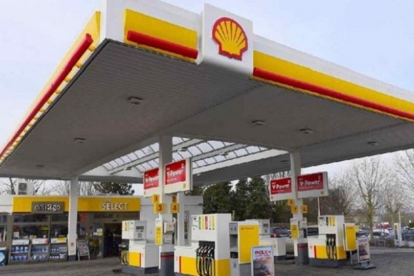 Shell también baja los precios del combustible