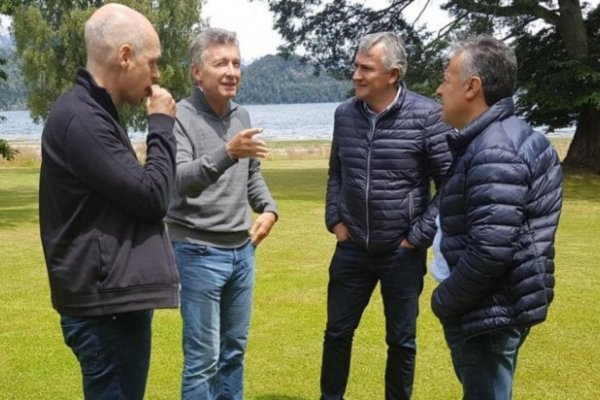 Macri activó mesa chica para definir calendario electoral