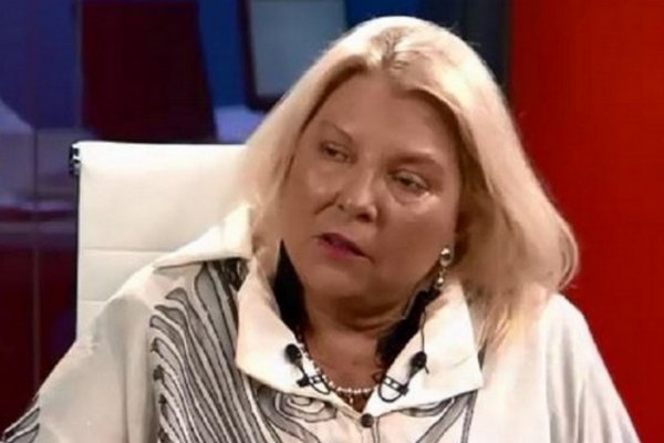 Para Elisa Carrió, Mauricio Macri no tiene recursos lingüísticos porque es ingeniero