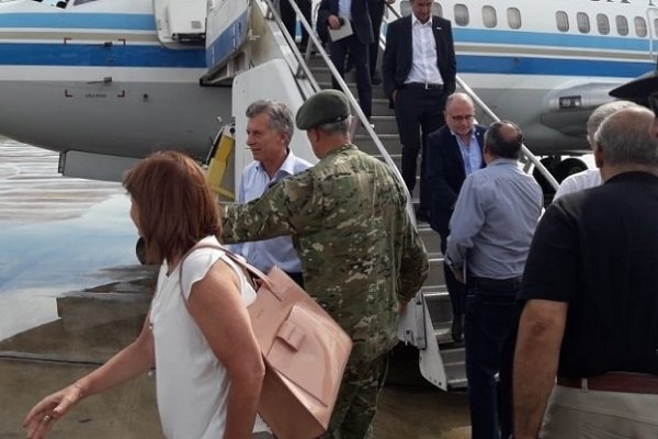 Macri llegó al Chaco para sobrevolar las zonas inundadas