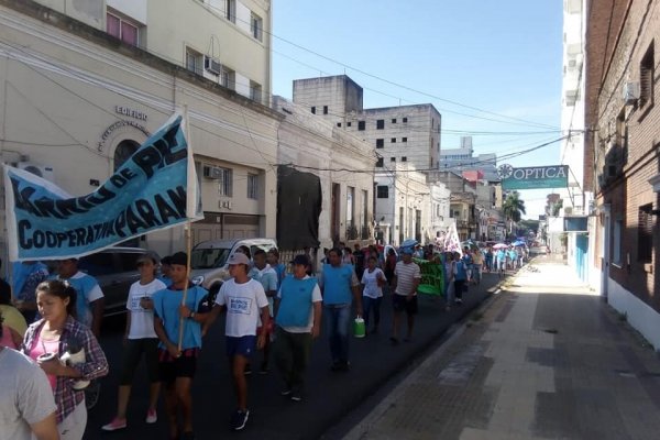 Masiva movilización en Corrientes pidiendo Emergencia Social, Económica y Energética