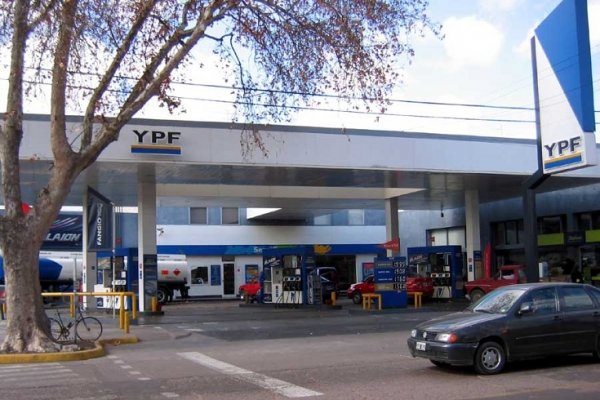 YPF se suma al aumento del precio de la nafta