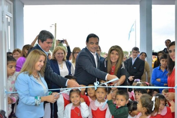 Valdés inauguró un jardín de infantes en un paraje rural de Saladas