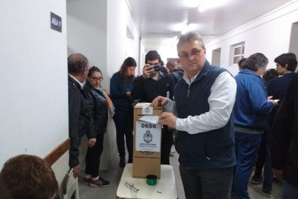 Ast destacó que las elecciones se desarrollan con absoluta normalidad en Corrientes