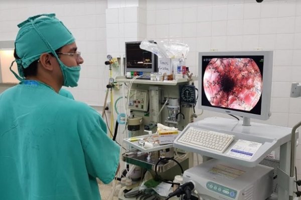 Por primera vez el hospital de Goya colocó dos stent esofágicos