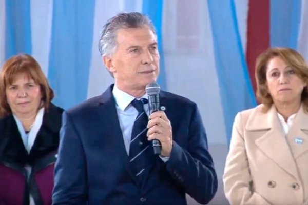 Acto por el Día de la Bandera: Macri apuntó contra los Moyano en un discurso con fuerte impronta electoral