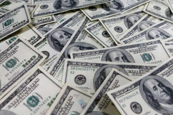 El dólar cerró al borde de los $ 45, su máximo valor en más de un mes