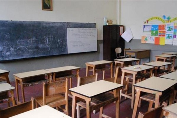 Los días viernes 9 y lunes 12 de agosto no habrá clases