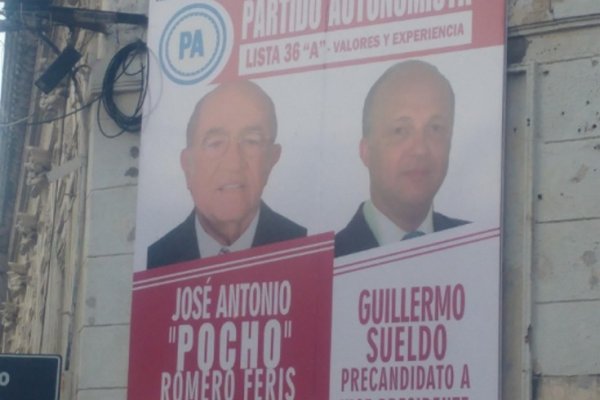 Corrientes: Mandaron a bajar carteles del candidato a presidente Pocho Romero Feris