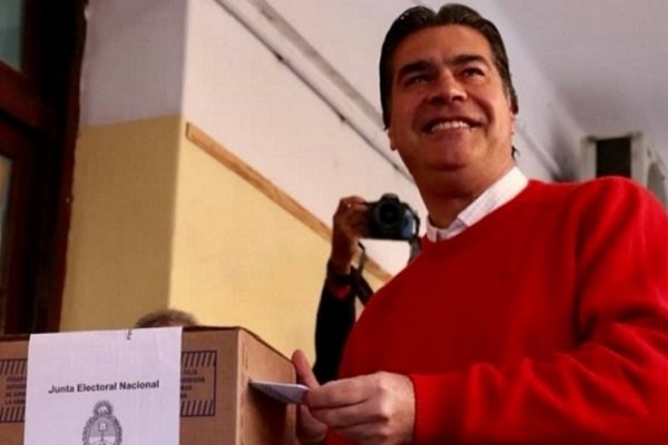 Votó Capitanich en una primaria que puede definir la candidatura a Gobernador