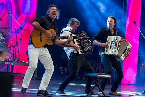 El grupo correntino Los Alonsitos aseguran ser producto de los festivales cordobeses