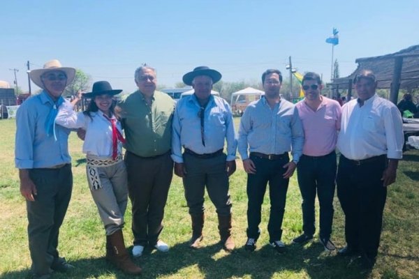 Cassani felicitó a los organizadores de la Fiesta de la Agroganadería por reivindicar nuestras raíces